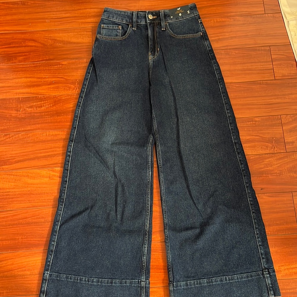Hollister High rise wide leg jeans